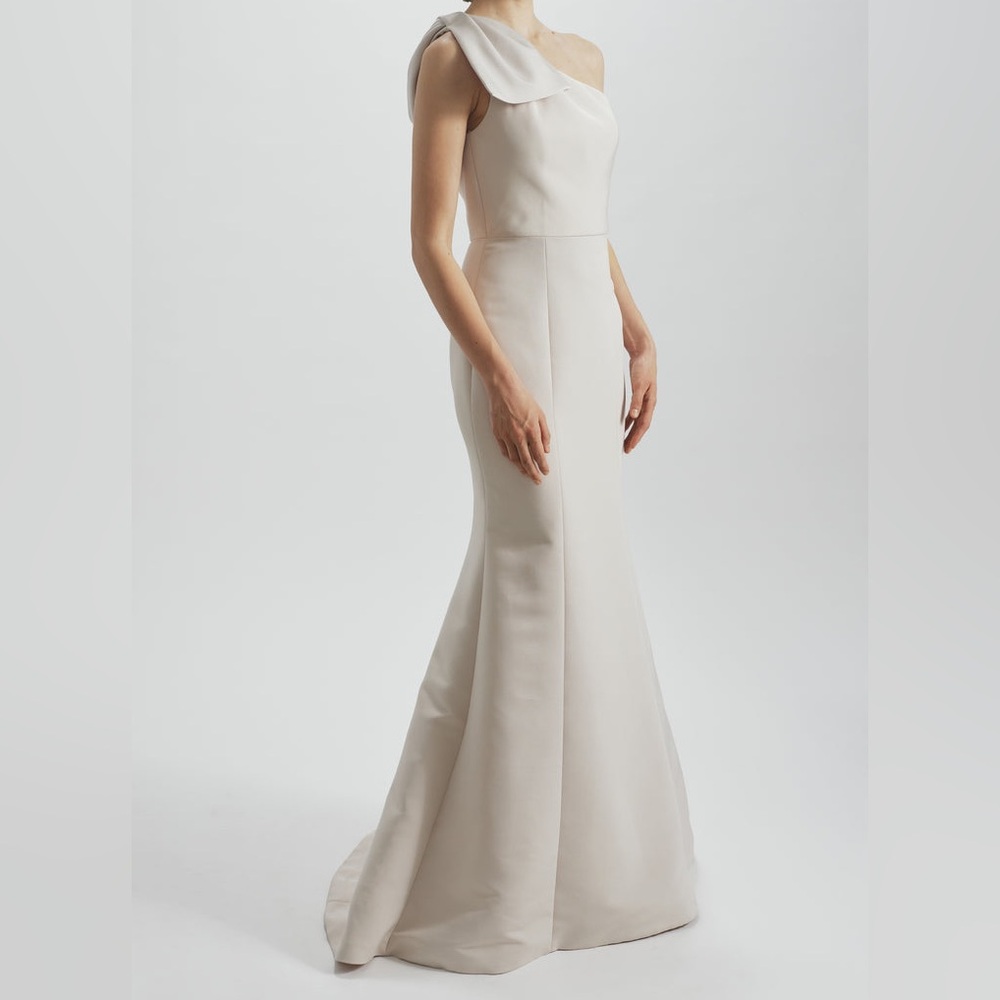 Amsale Sierra GB199 Champagne One-Shoulder Cream Gown Bridesmaid Dress Sz 12 NEW - Picture 3 of 16